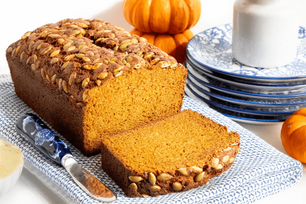 How many calories are in a pumpkin loaf from Starbucks? - starbmag