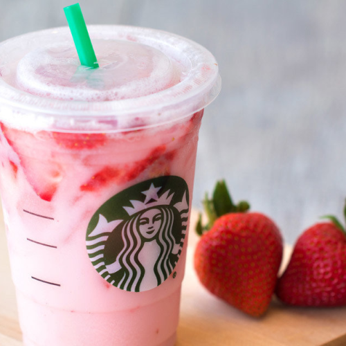 How Many Carbs are in a Strawberry Refresher from Starbucks? starbmag