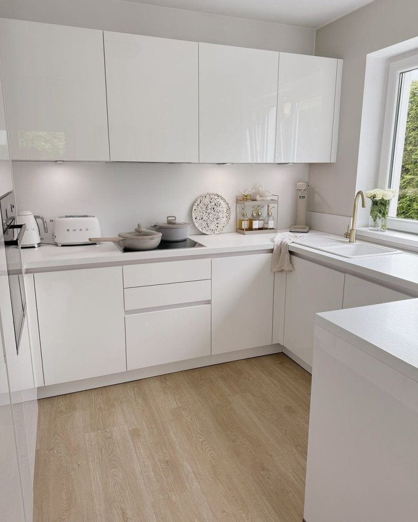 View of 20 Small Kitchen Ideas For Studio Apartment That Will Make The Most Of ...