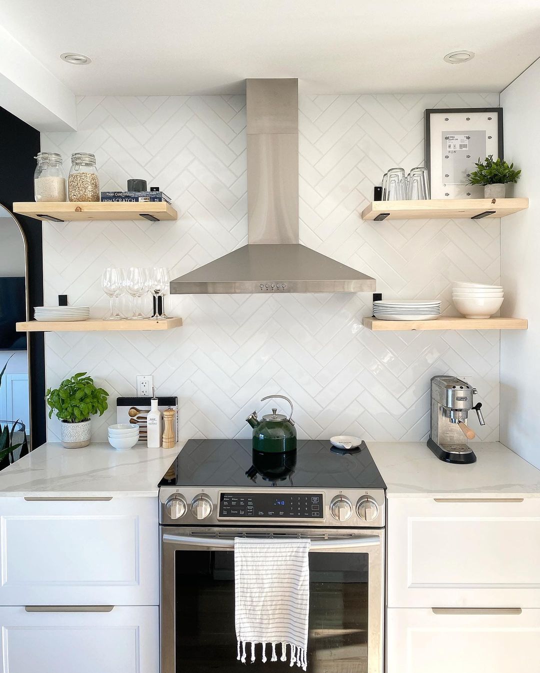 20 Small Kitchen Shelf Ideas That Add an Aesthetic Touch to Your ...